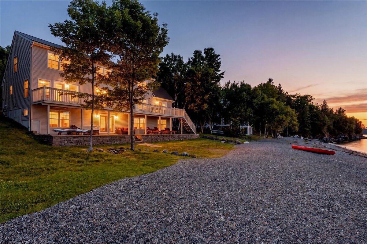 13 Coles Cove