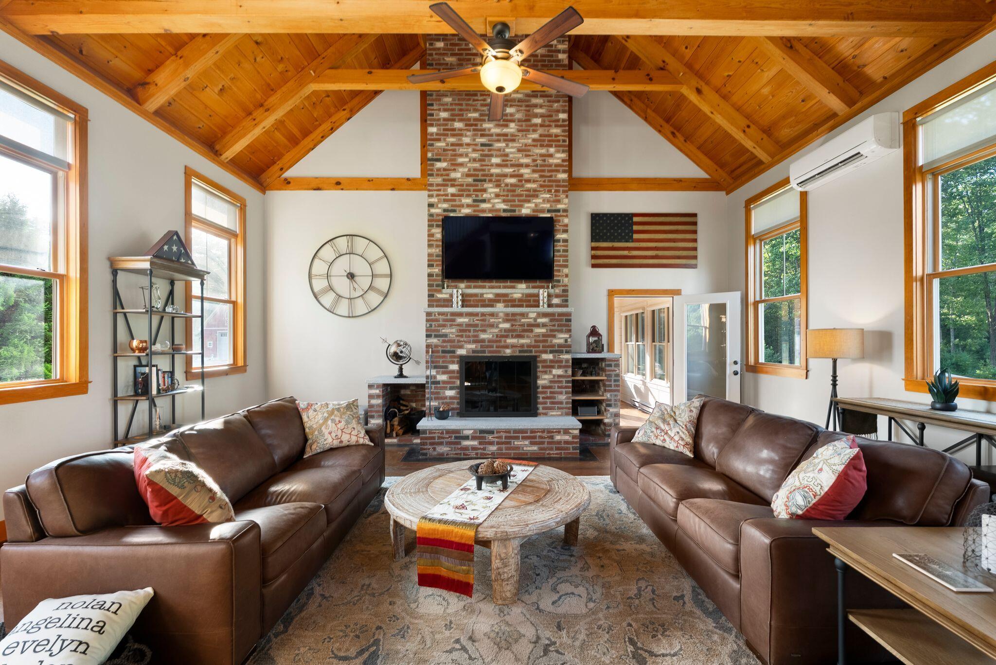 20 Treeline Drive