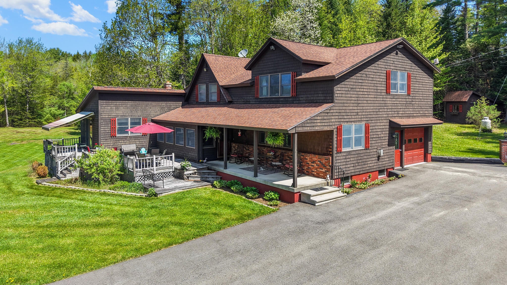 121 Hartford Lane