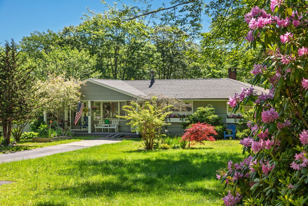 Photo of 766 Pleasant Point Road, Cushing, ME 04563 (MLS # 1668741)