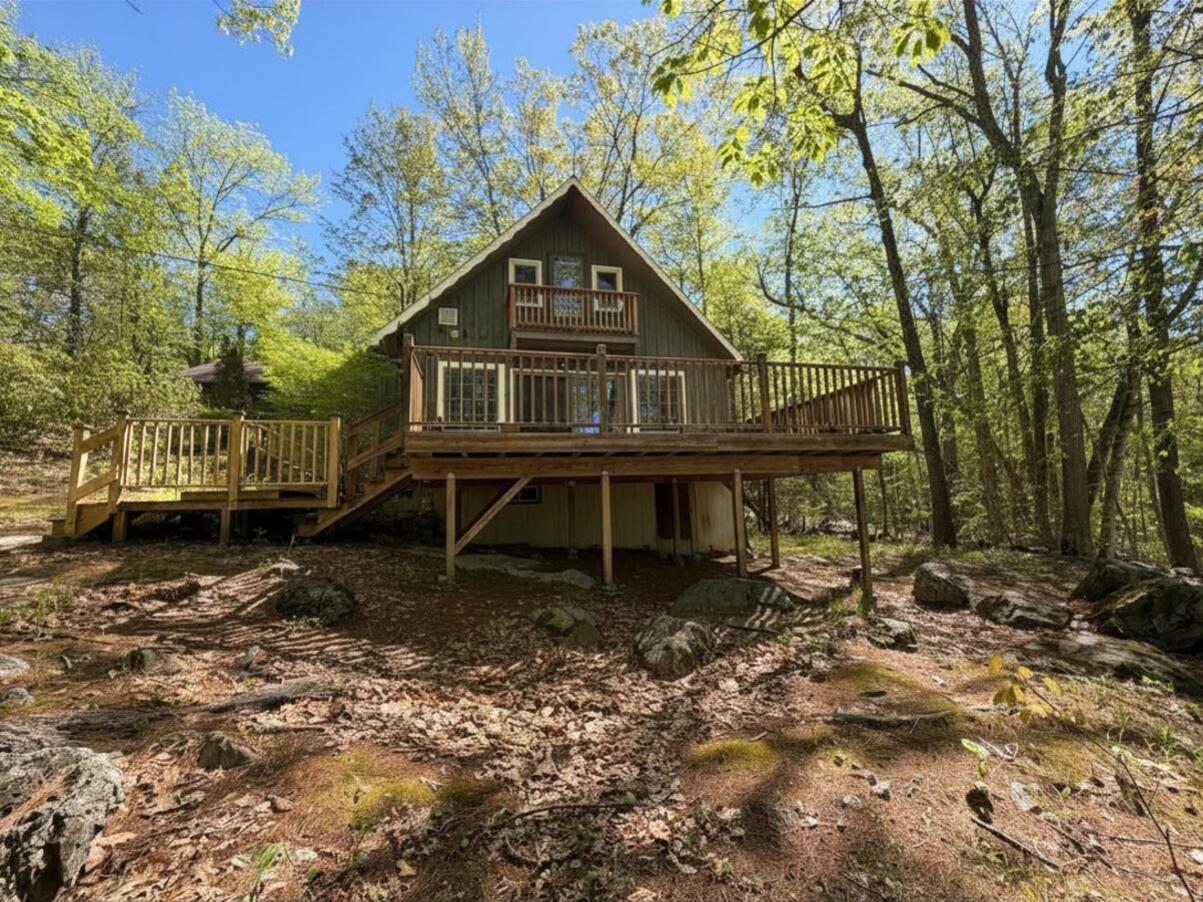 3 Coffee Pond Road