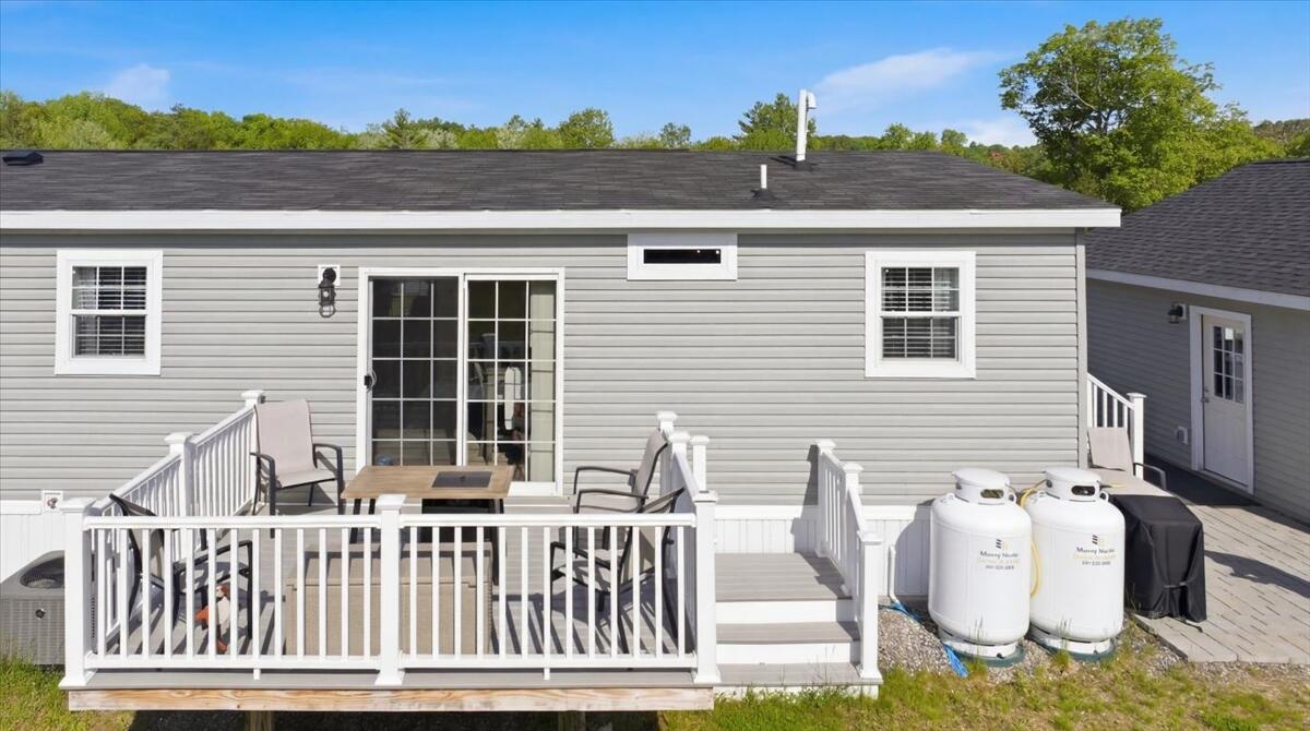 22 Sunset Lane