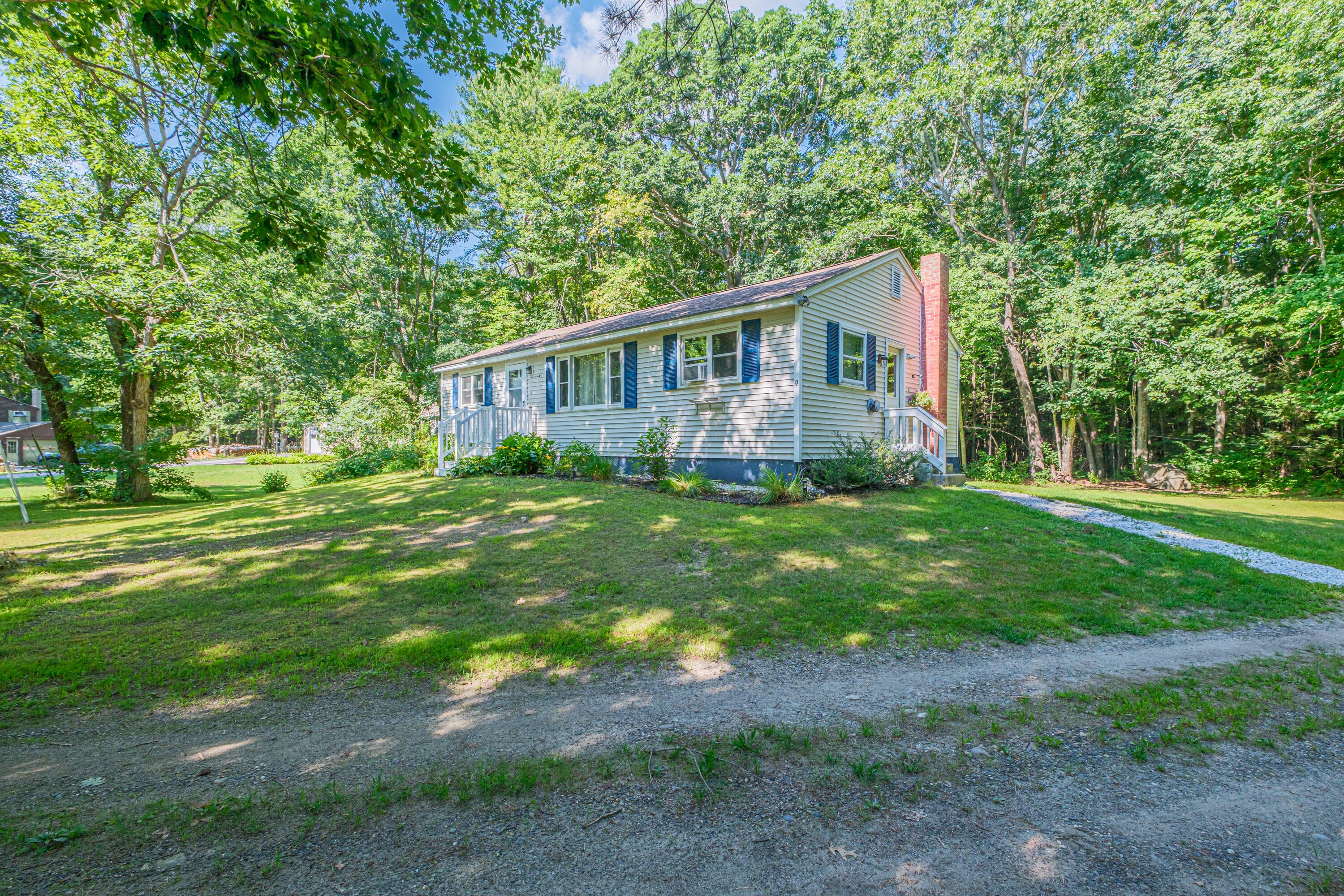 9 Pleasant Drive