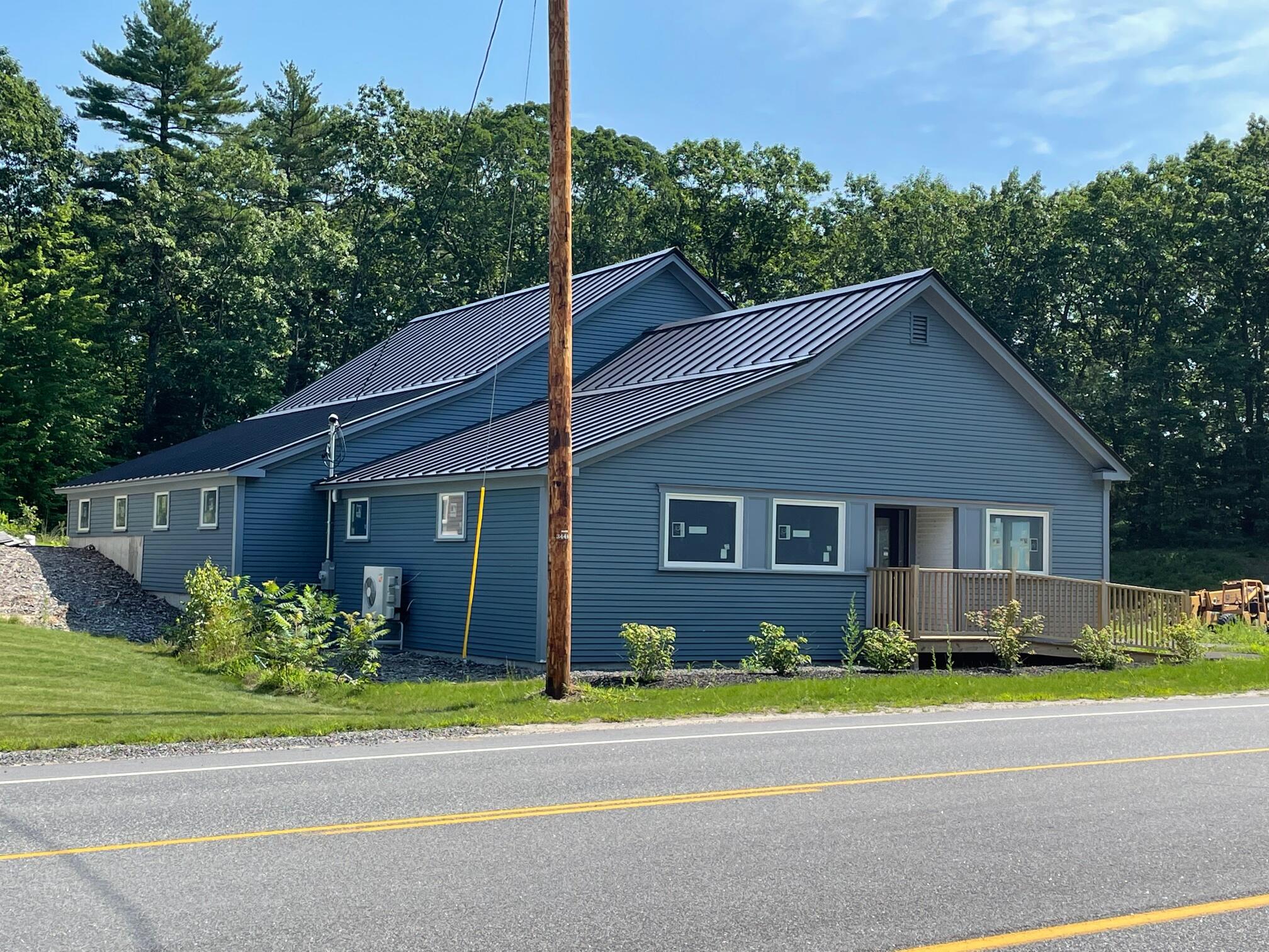 989 Roosevelt Trail