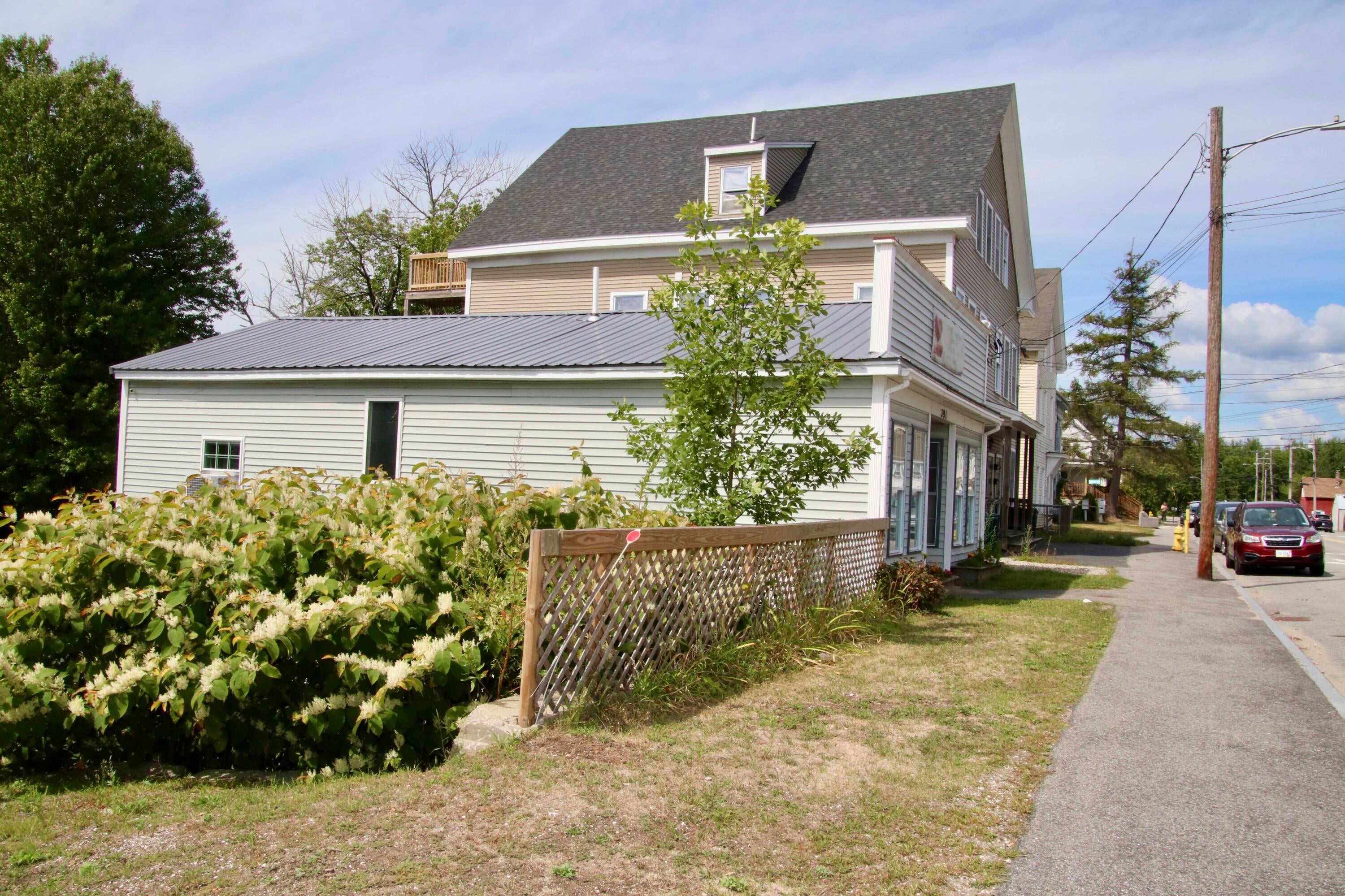 391 Main Street