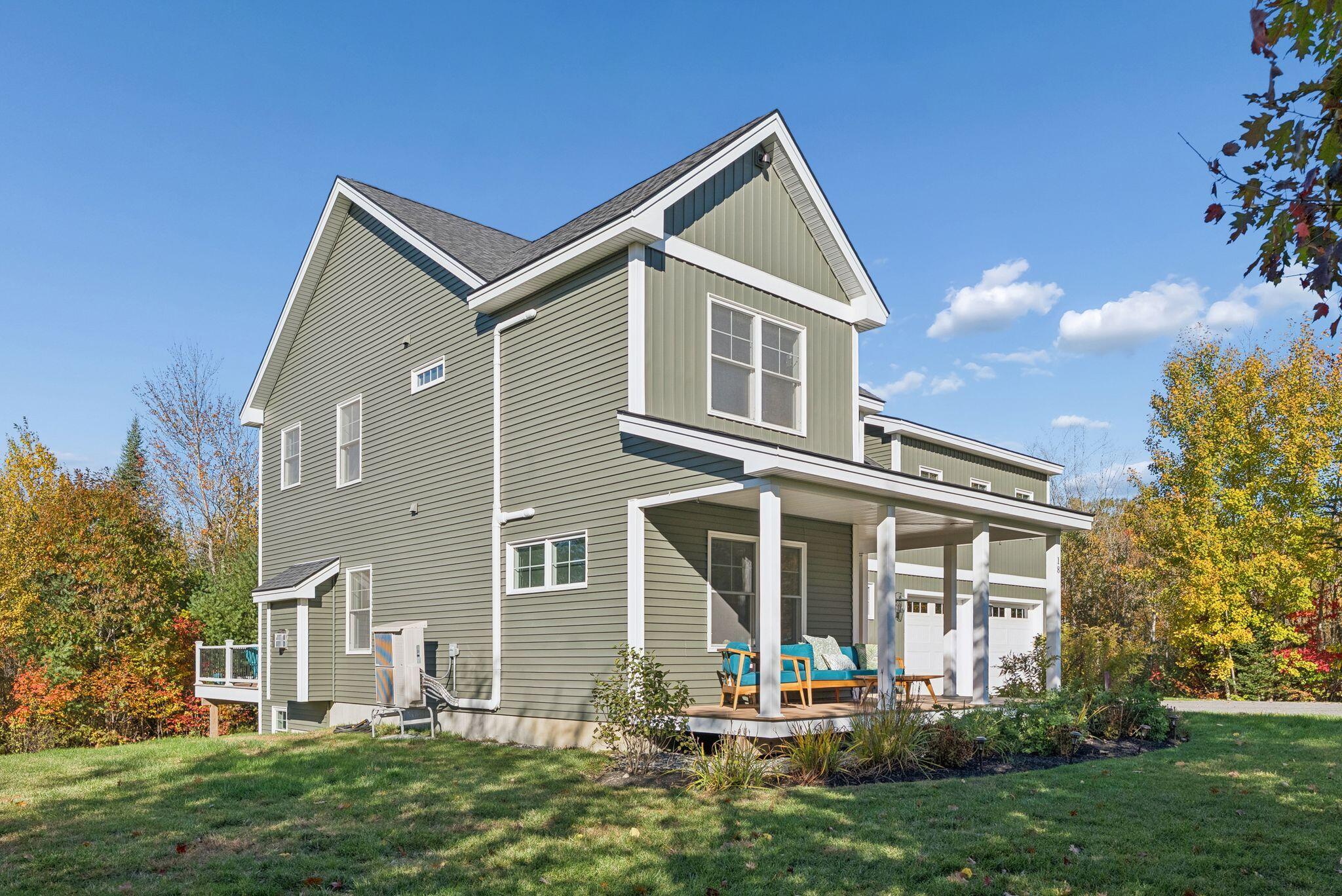 18 Pennywhistle Drive