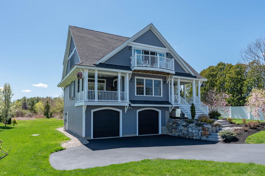Photo of 2 Cottage Way, Kittery, ME 03904 (MLS # 1664617)
