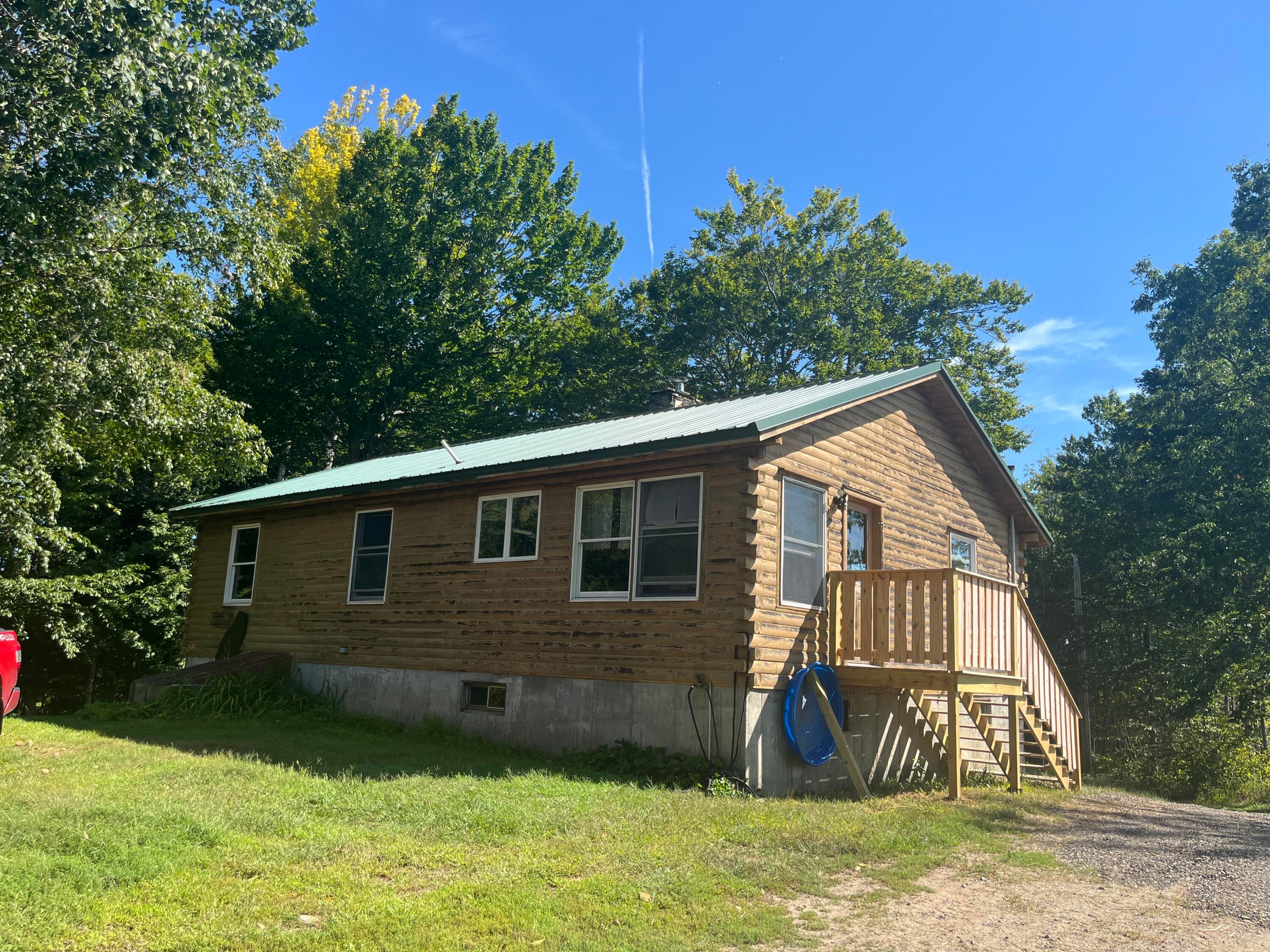 1885 North Road