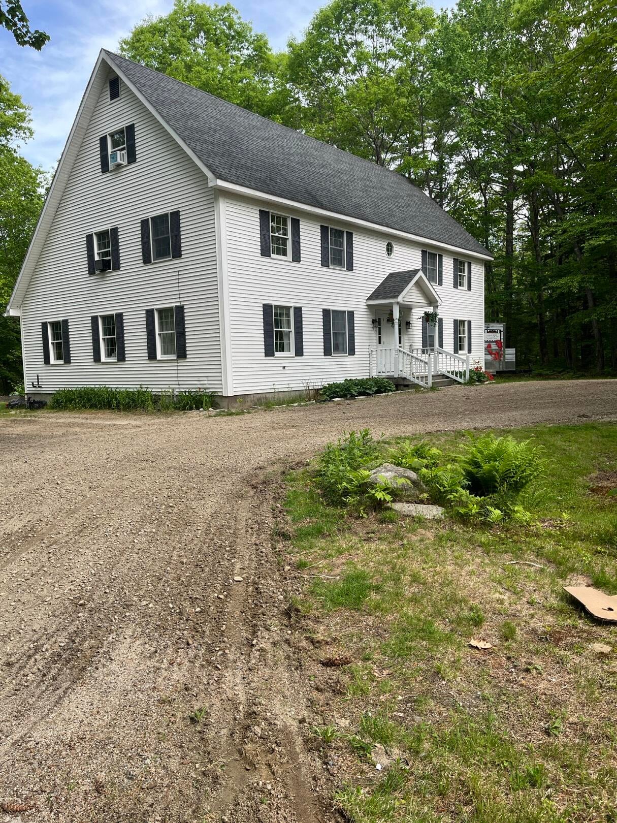 34 Middle Ridge Road