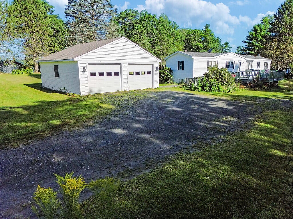 41 Milkweed Lane