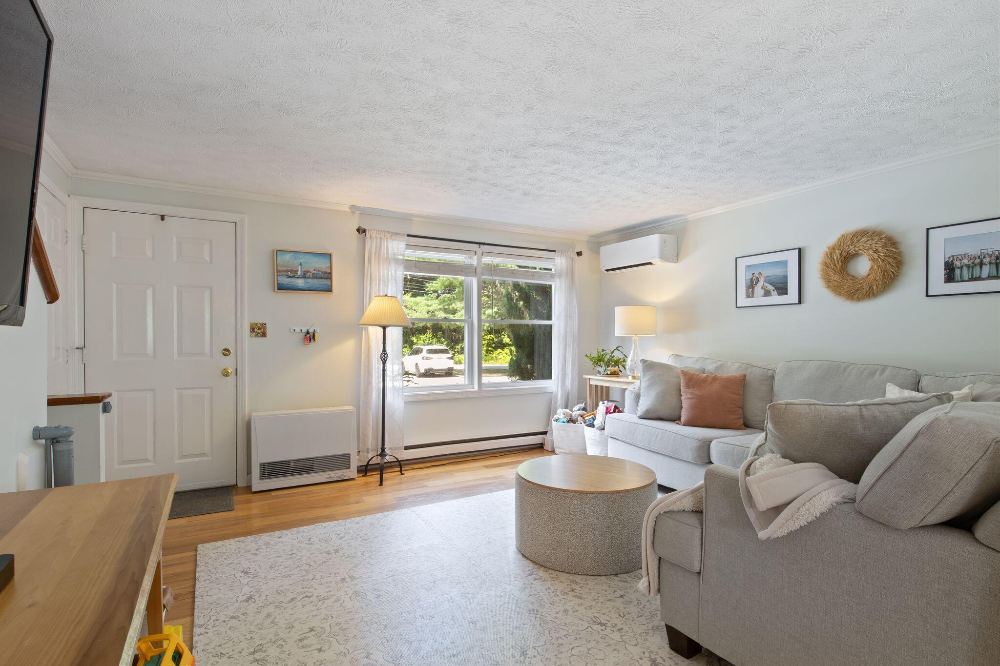 60 Brown Street 14