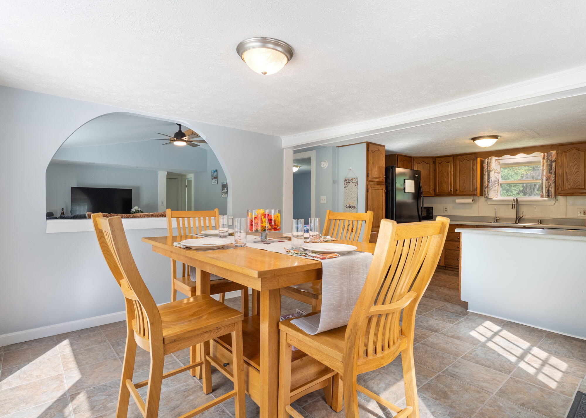 140 Grammar Road