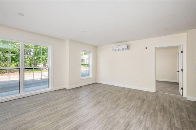 725 Central Avenue LL03