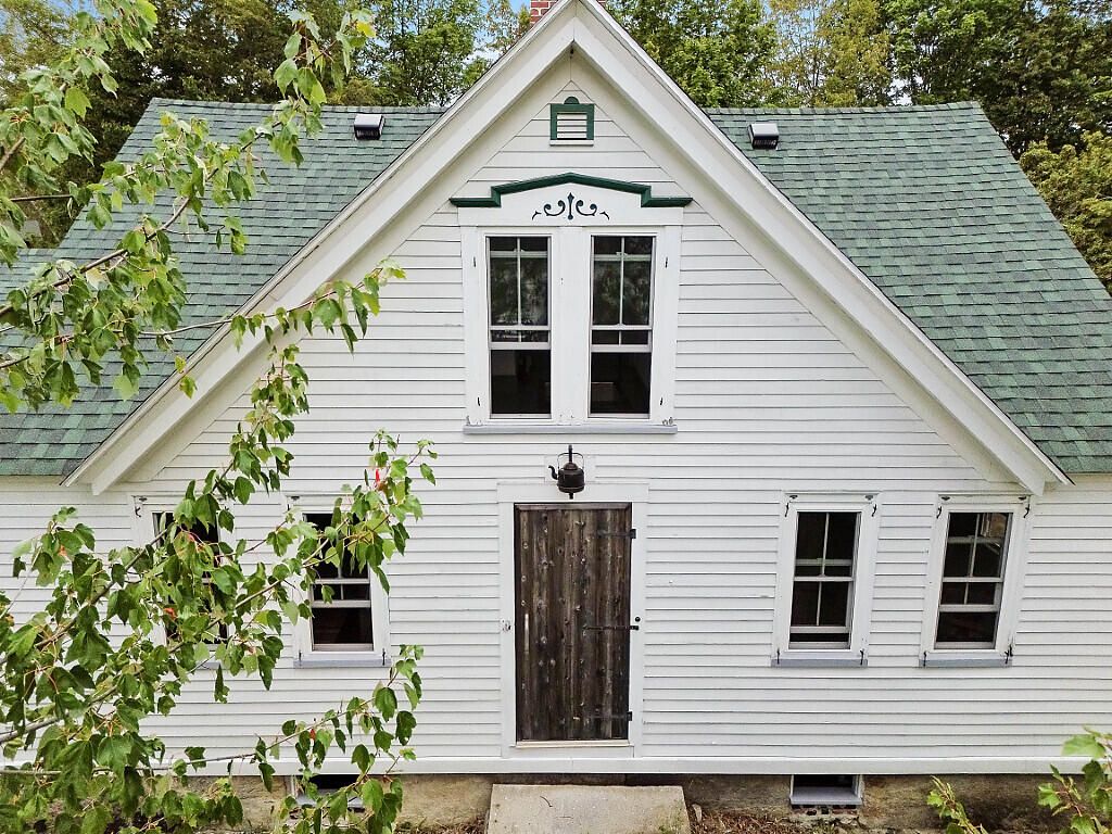 Photo of 850 Lawrence Road, Pownal, ME 04069 (MLS # 1636605)
