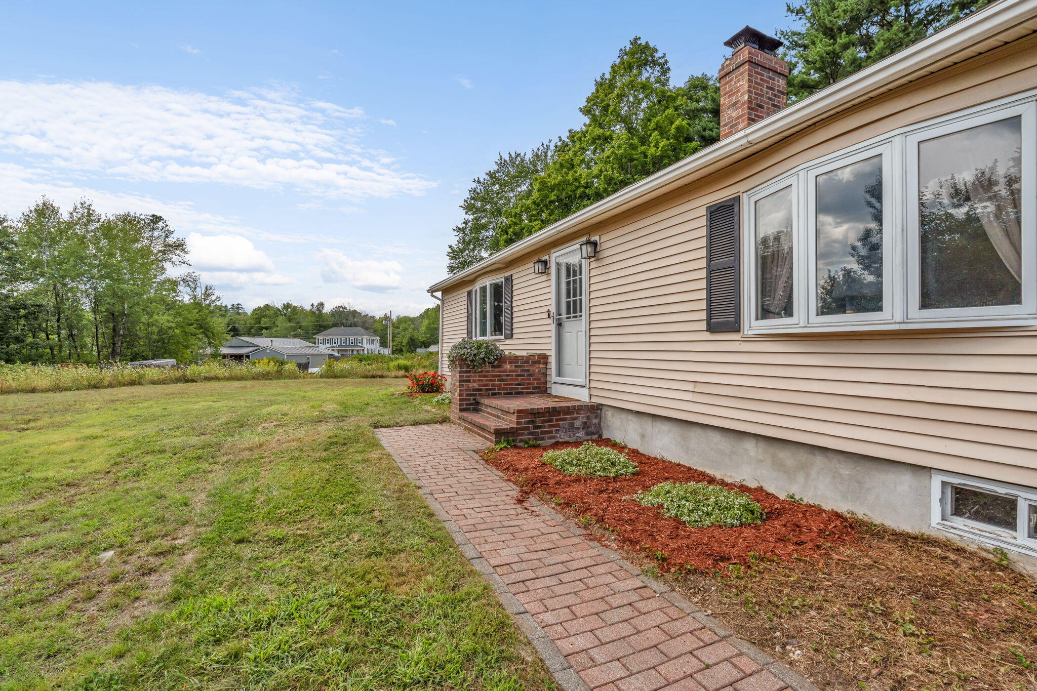 419 Hollis Road