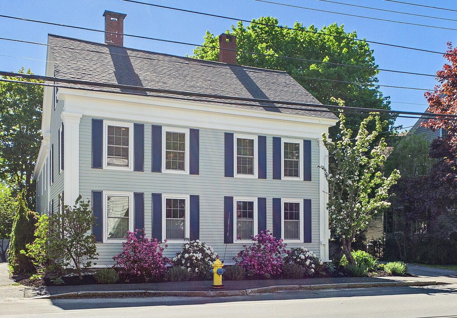 1059 Washington Street