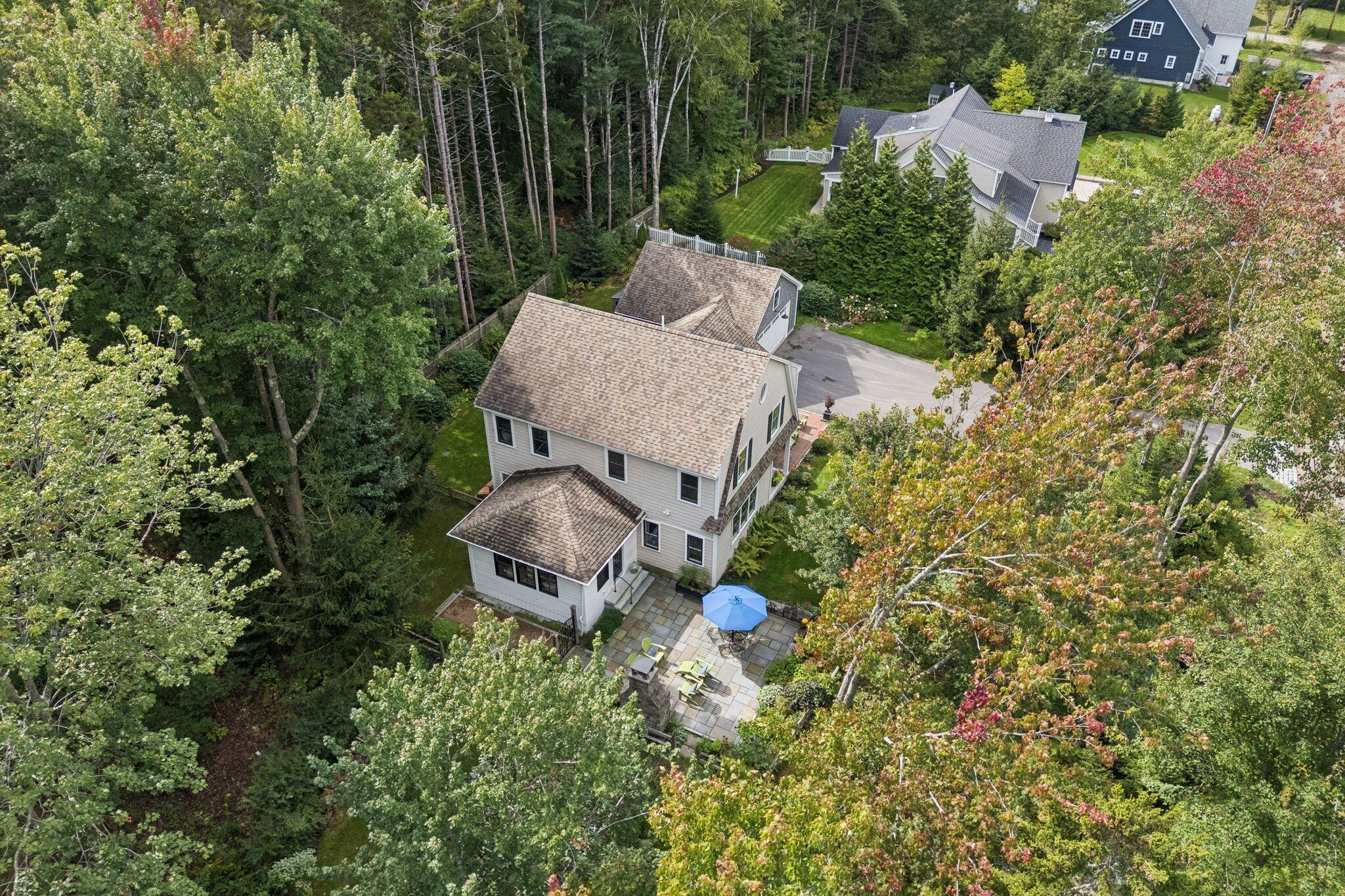 16 Forest Hill Lane
