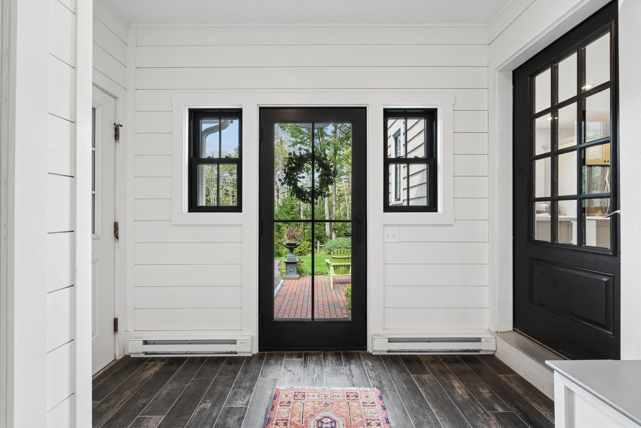 16 Forest Hill Lane