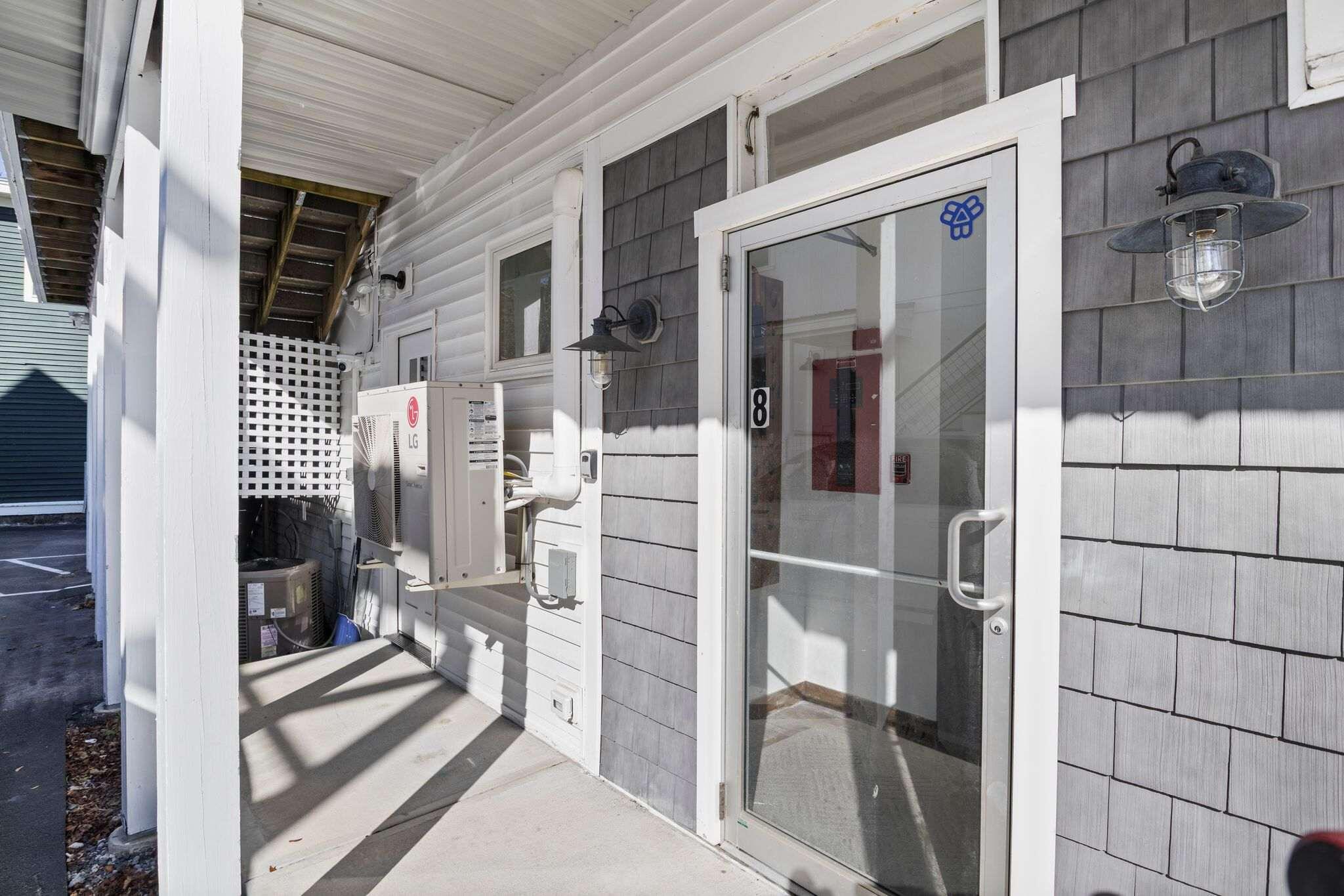 20 Shore Road 8
