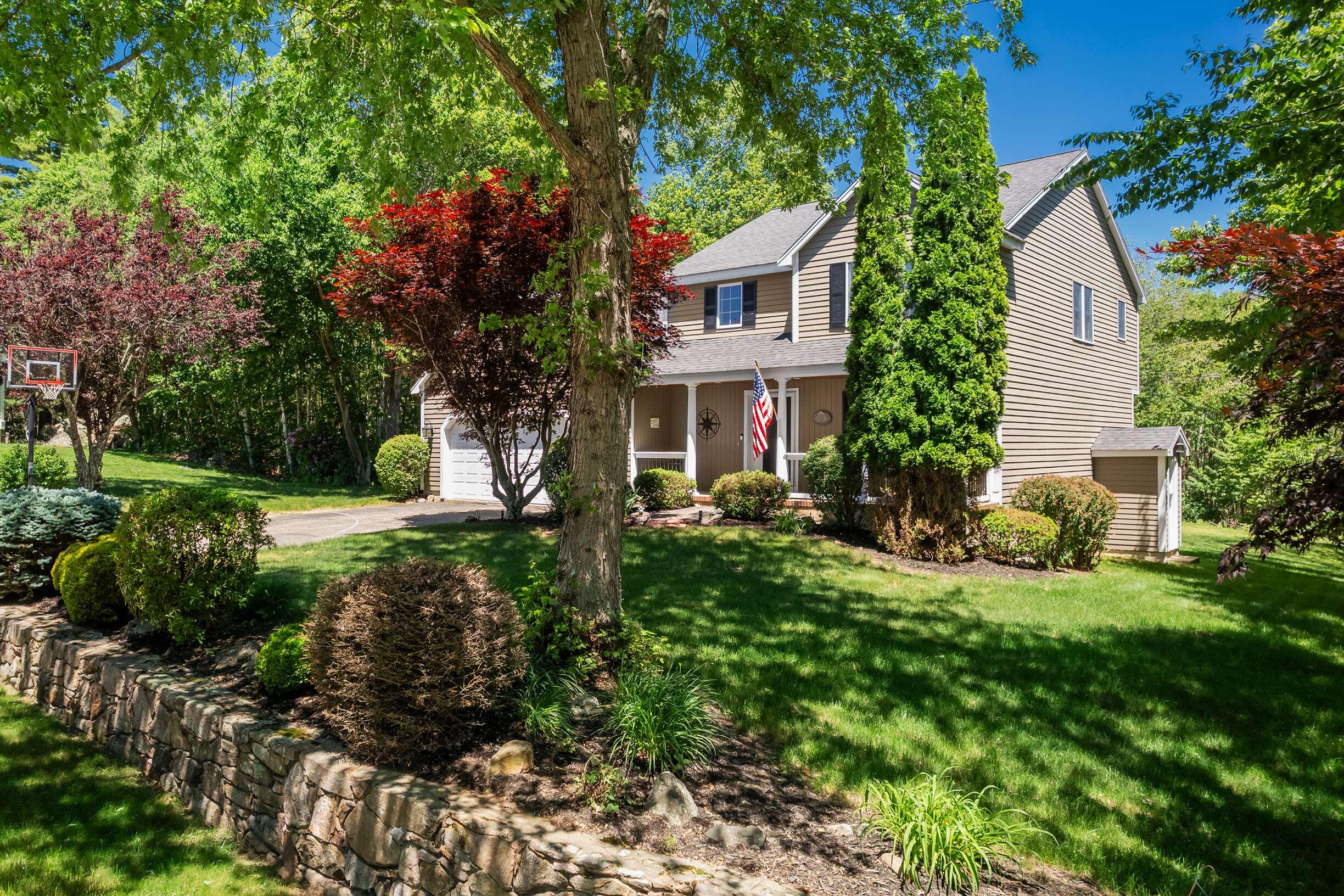 3 Meadowlark Drive