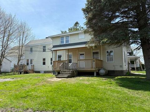 Photo of 80 Pleasant Street, Rockland, ME 04841 (MLS # 1661557)