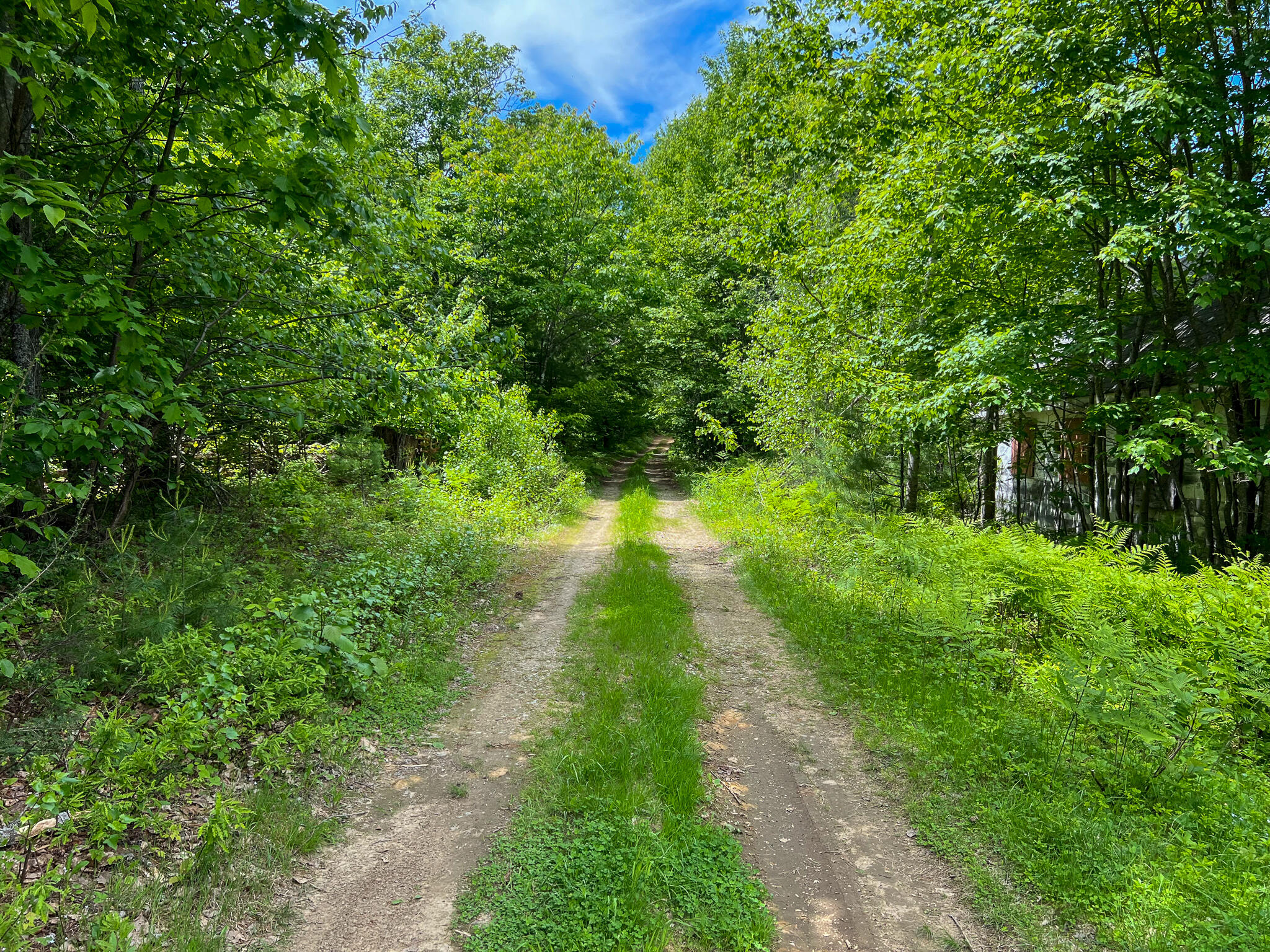 128 Common Road