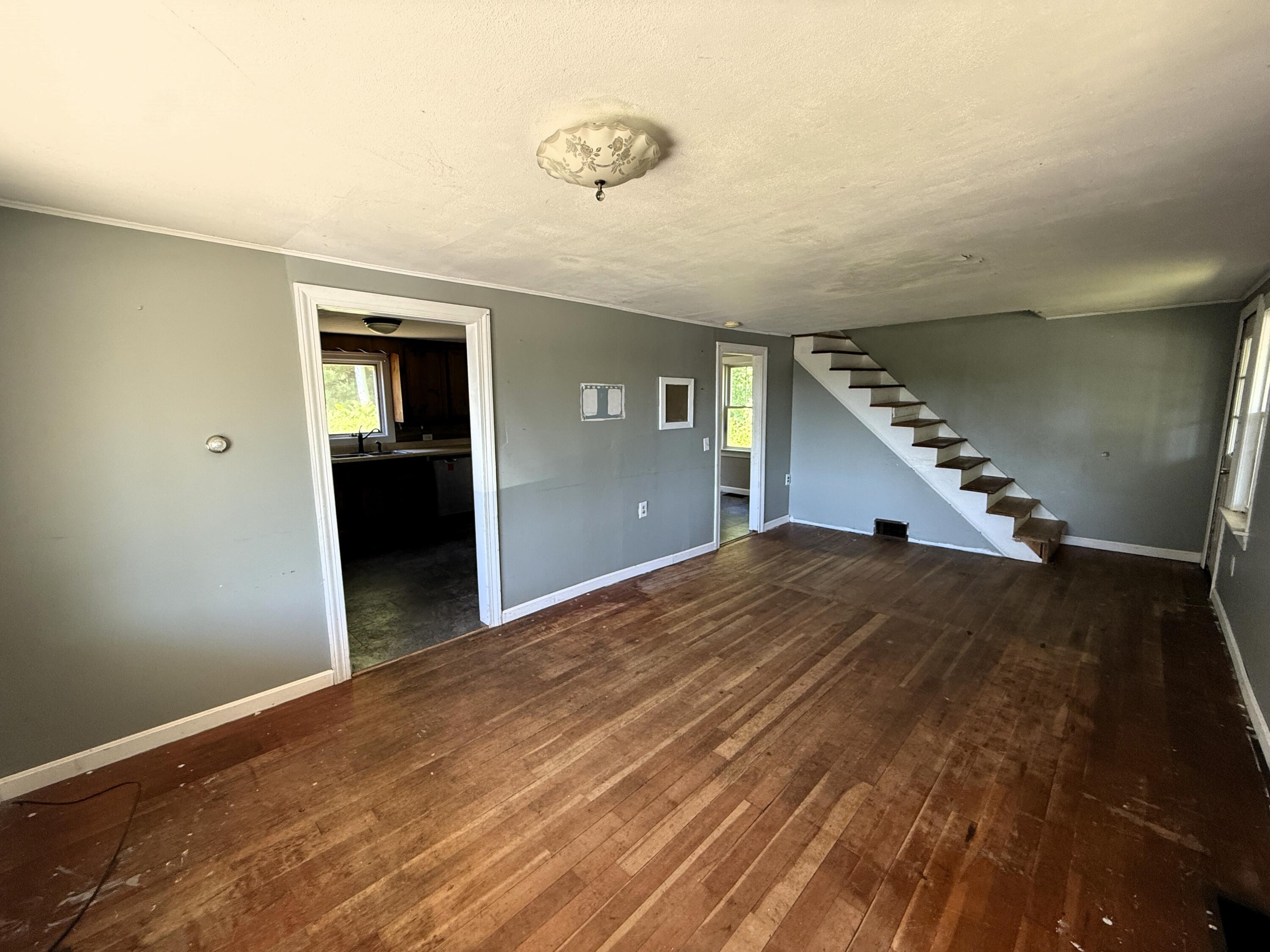 740 Spruce Head Road