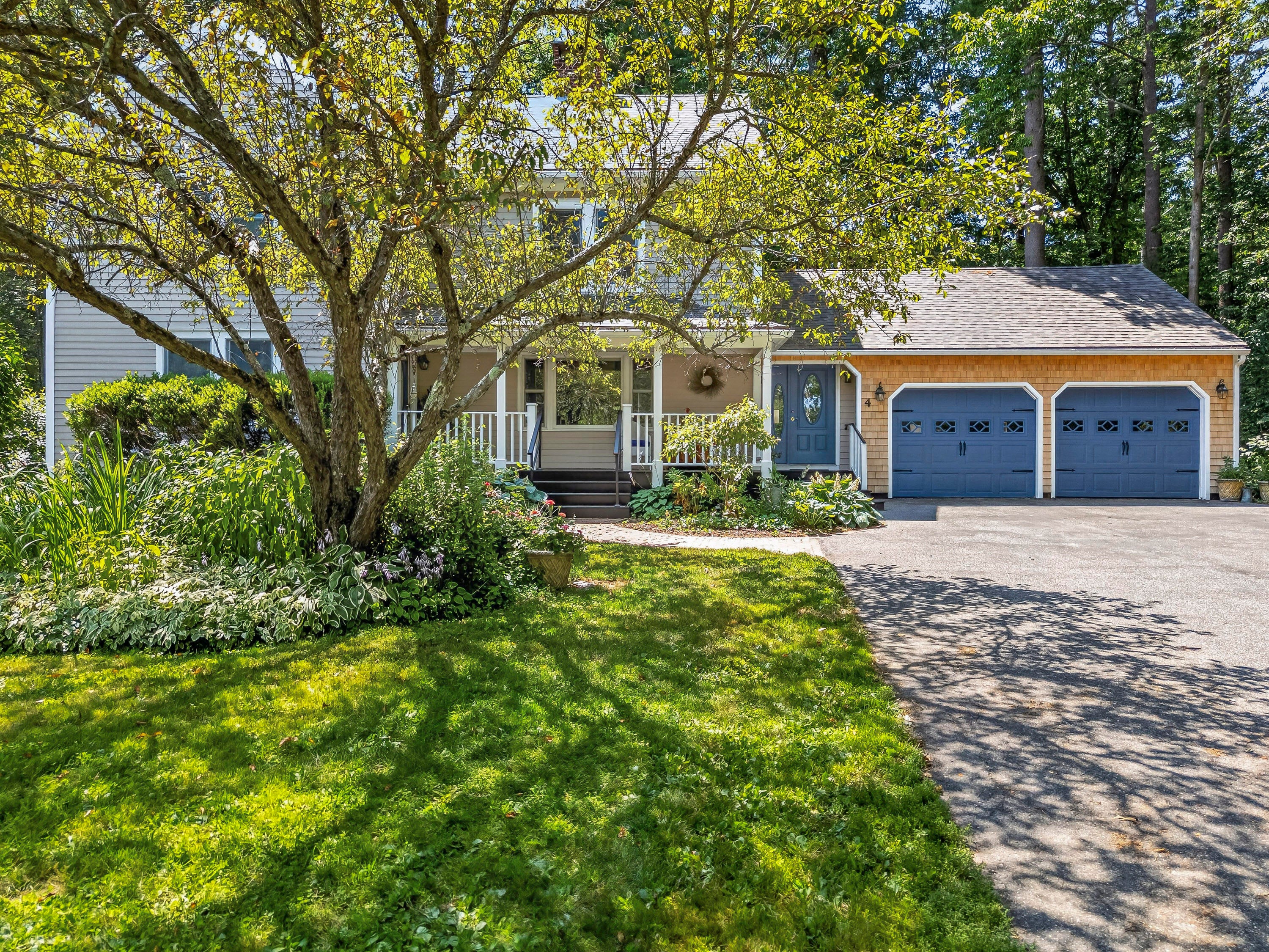 4 Pleasant Hill Road