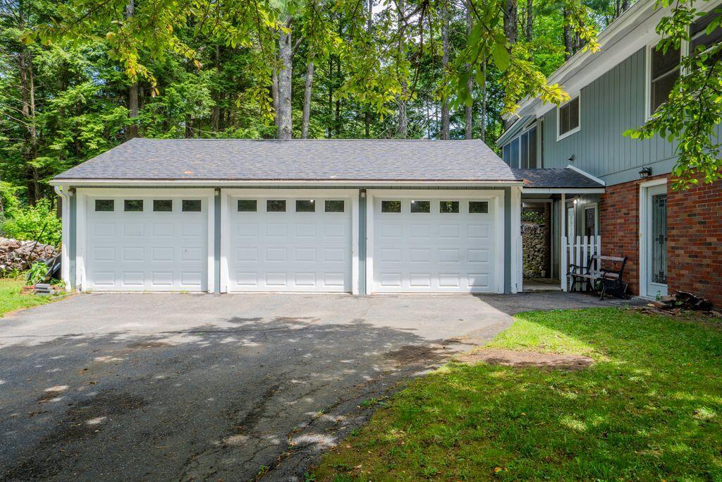 Photo of 17 Apple Tree Lane, Manchester, ME 04351 (MLS # 1666702)