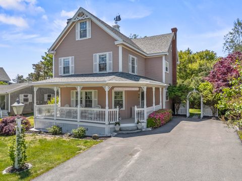 Photo of 139 Cycad Avenue, York, ME 03909 (MLS # 1667887)
