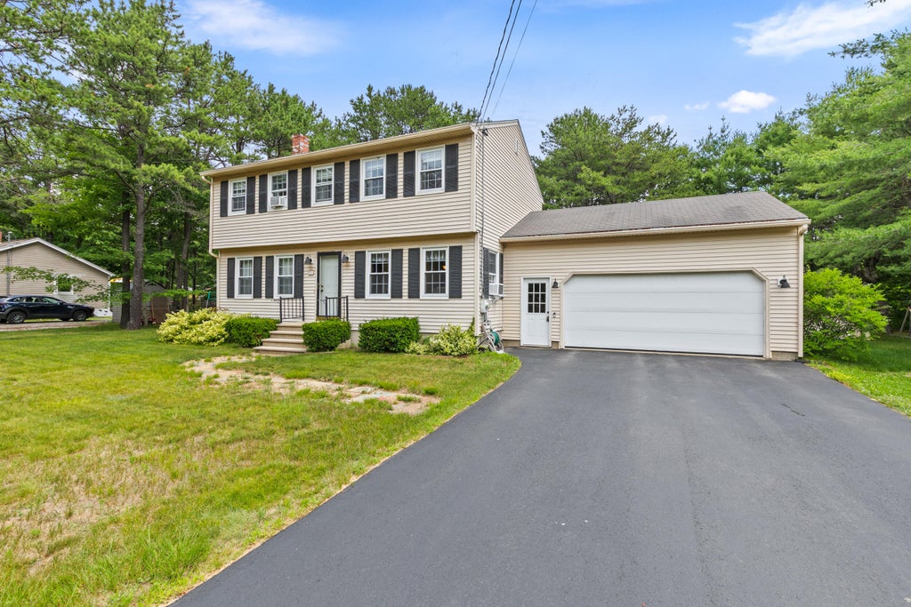 Photo of 87 1/2 Harpswell Road, Brunswick, ME 04011 (MLS # 1670852)