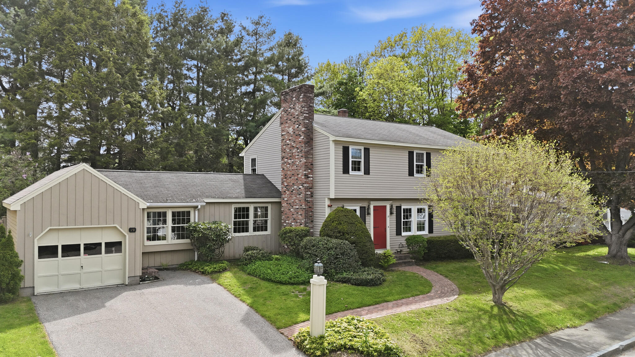 19 Lessard Avenue