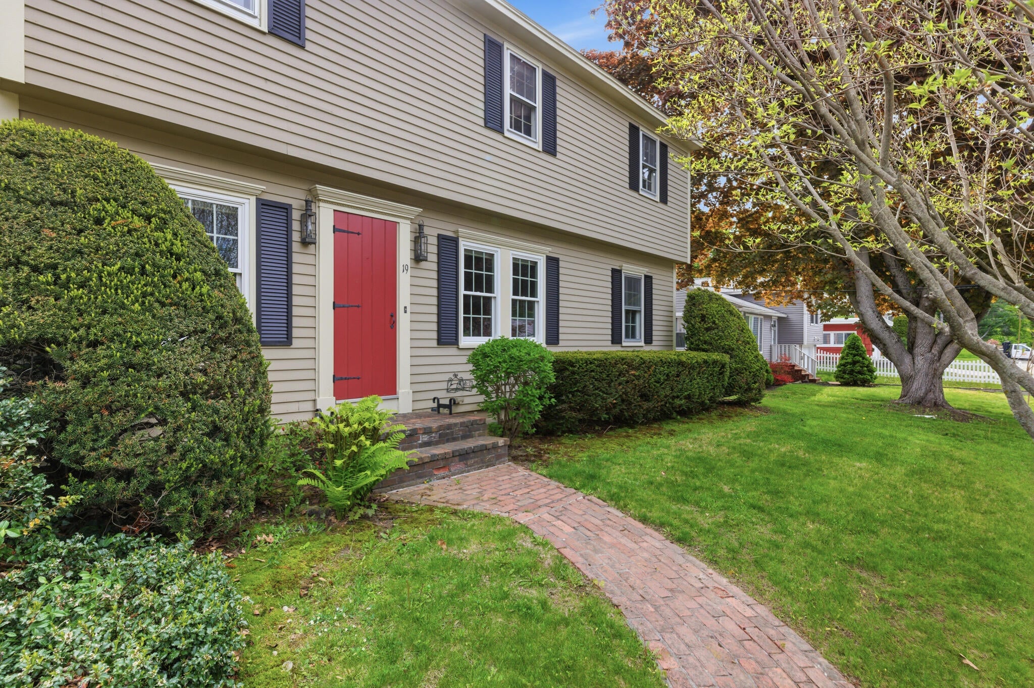 19 Lessard Avenue