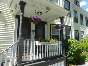 8 Spring Street