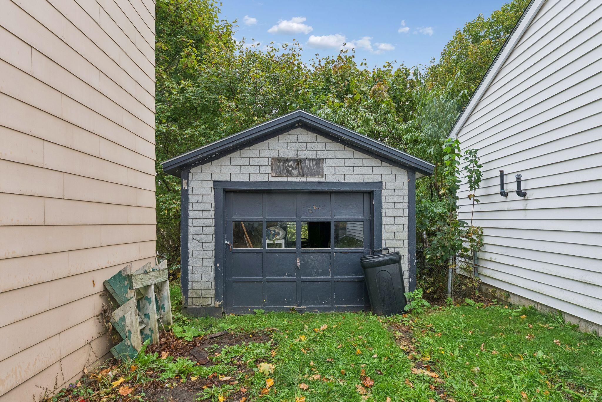 21 Rocky Hill Avenue