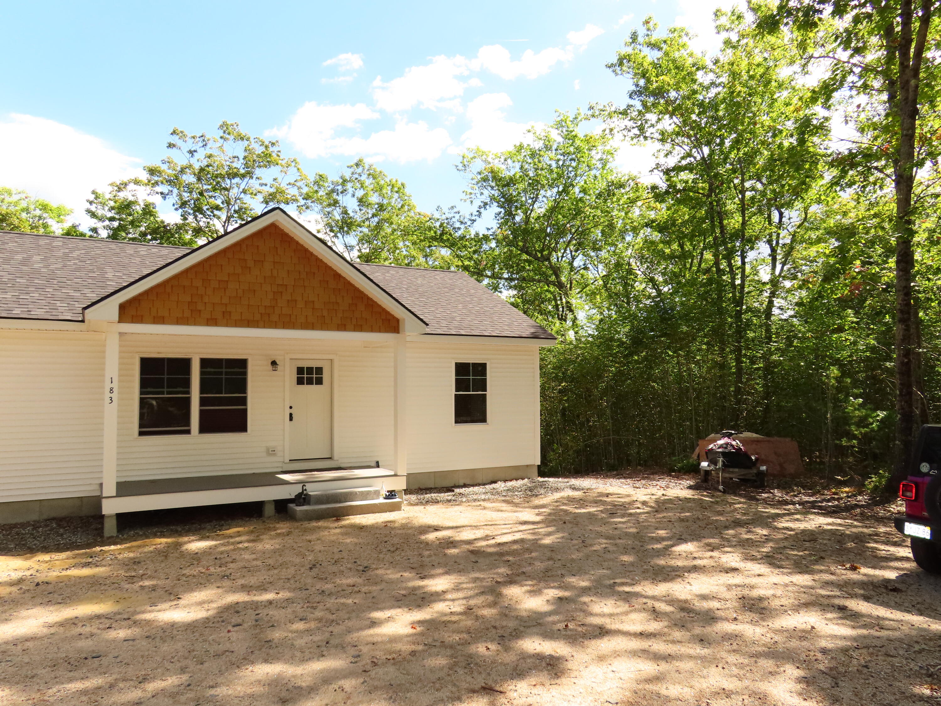 183 Dunton Road