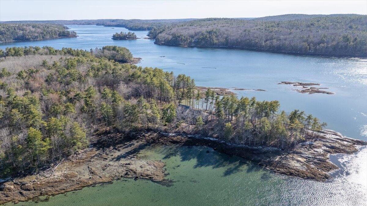 16 Glidden Ledge Road