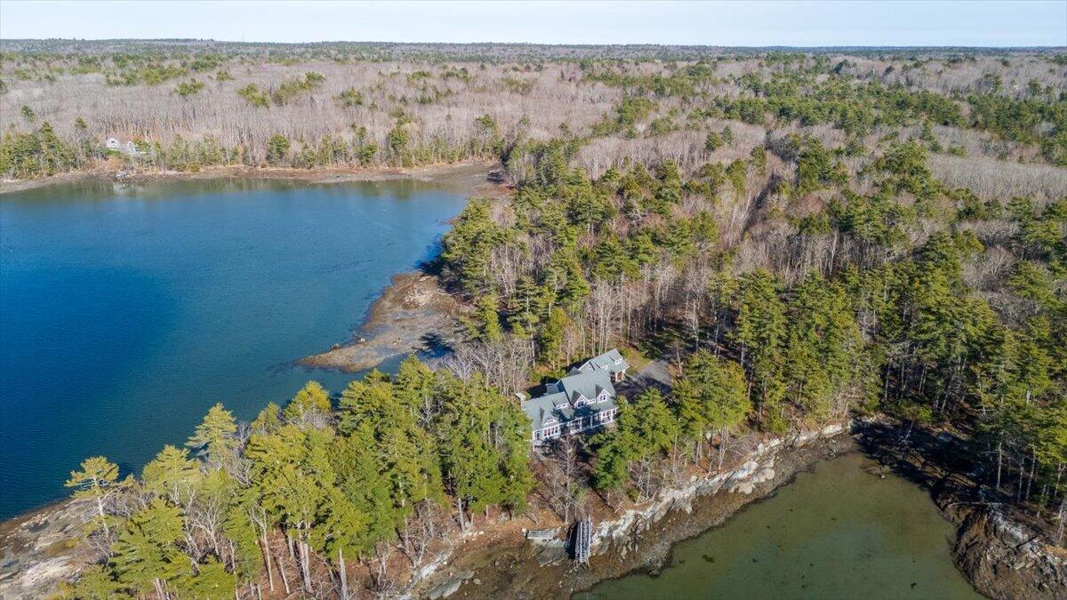 16 Glidden Ledge Road