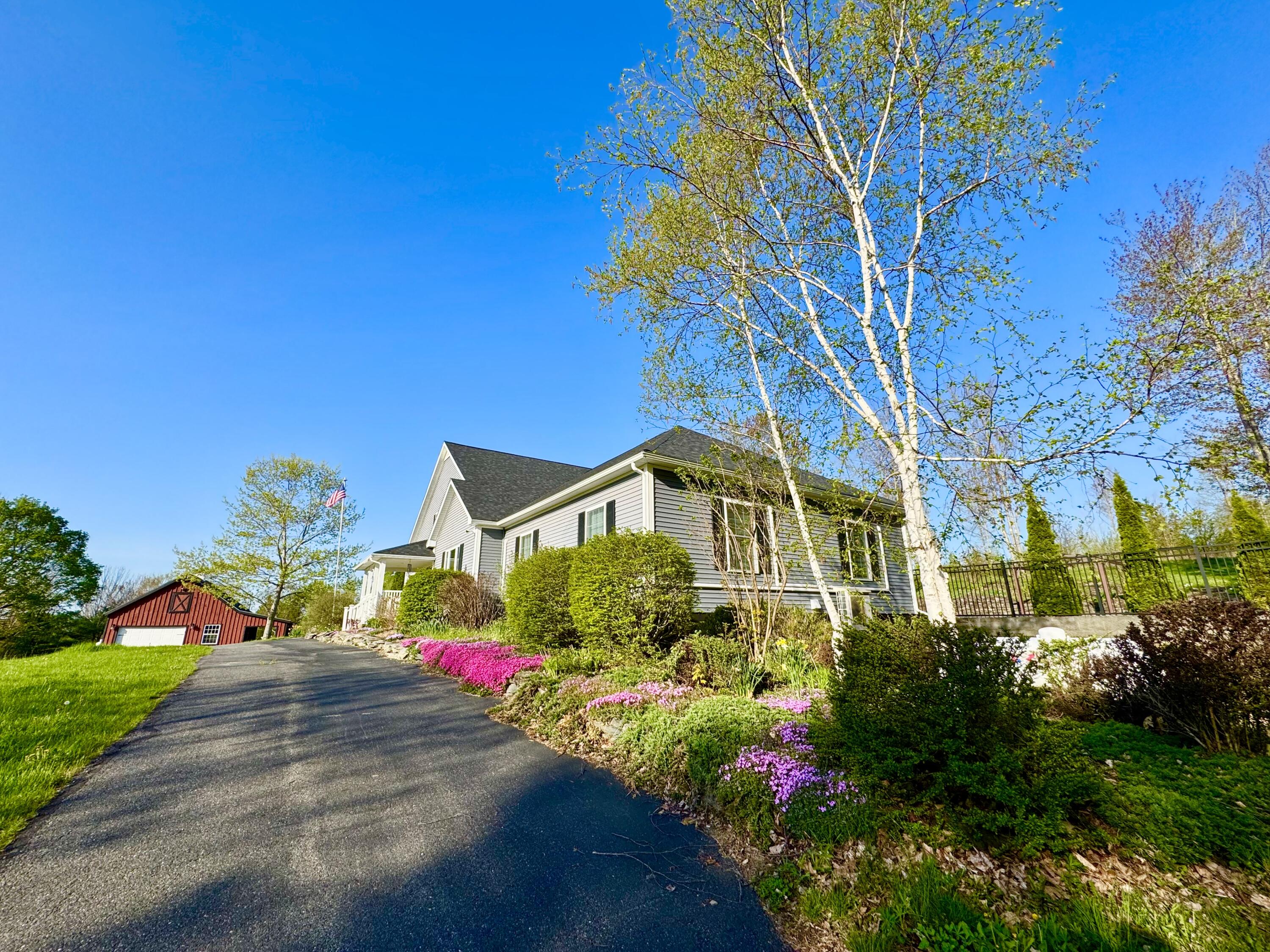 1 Deer Hill Lane