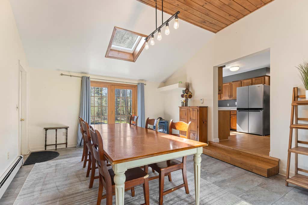 Photo of 17 Glenndale Circle, Scarborough, ME 04074 (MLS # 1661456)