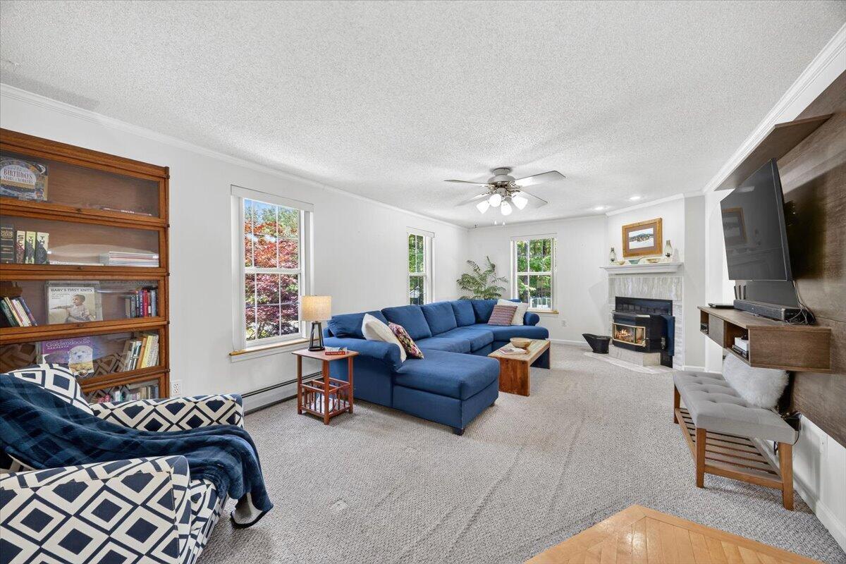 77 Ash Swamp Road