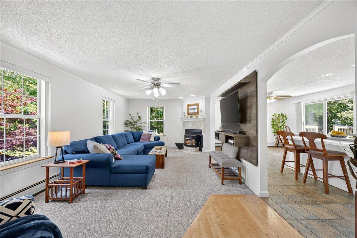 77 Ash Swamp Road