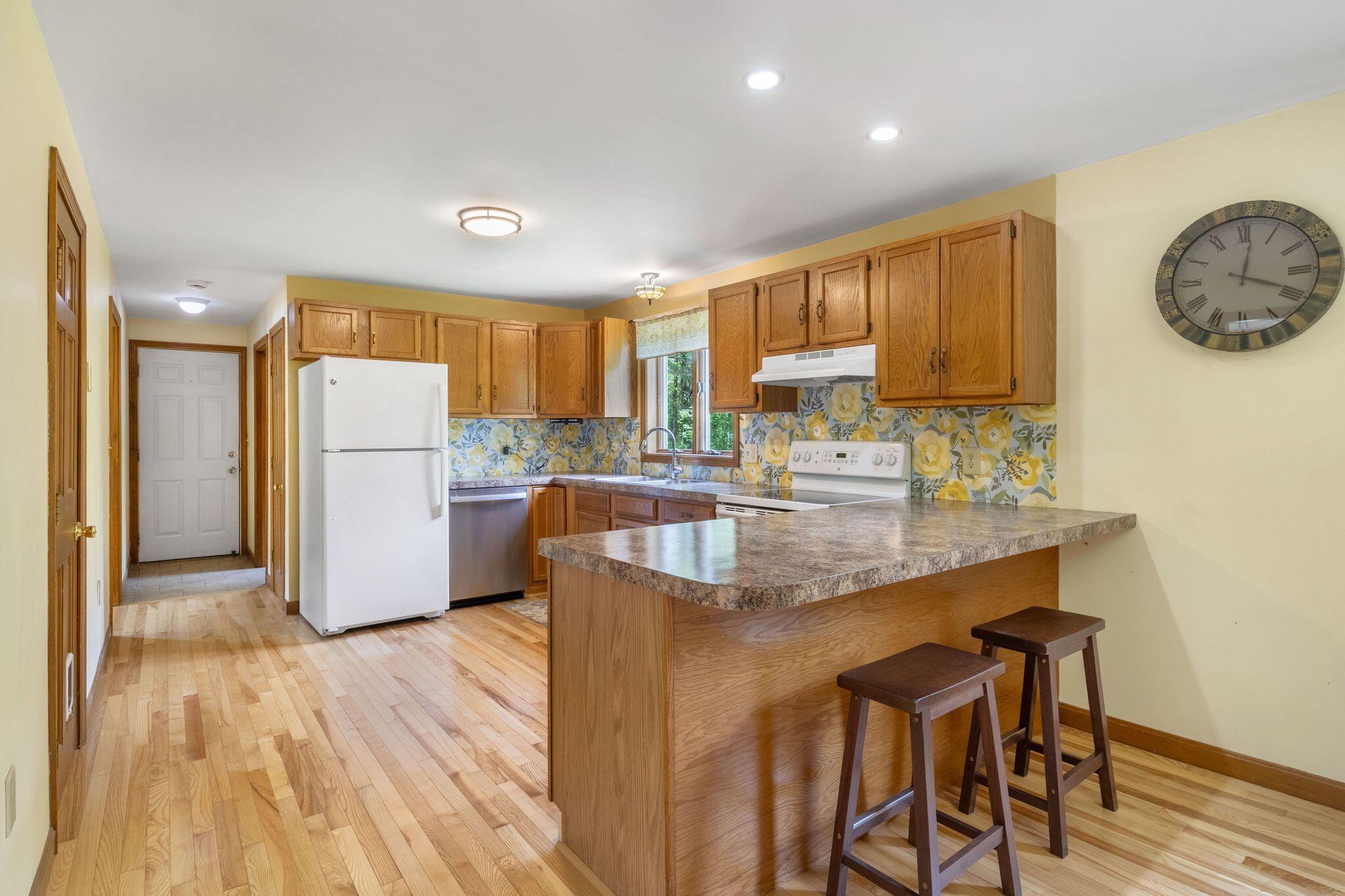 22 Crestwood Drive