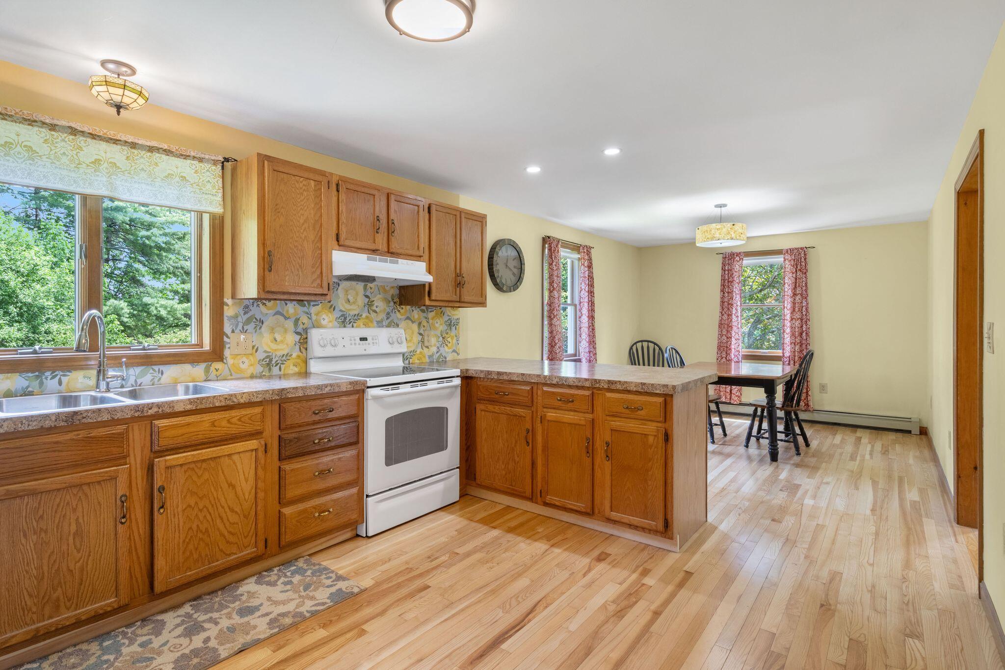 22 Crestwood Drive