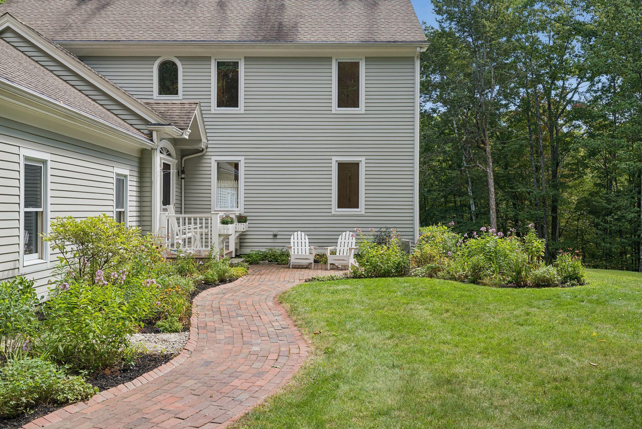 10 Grist Mill Road