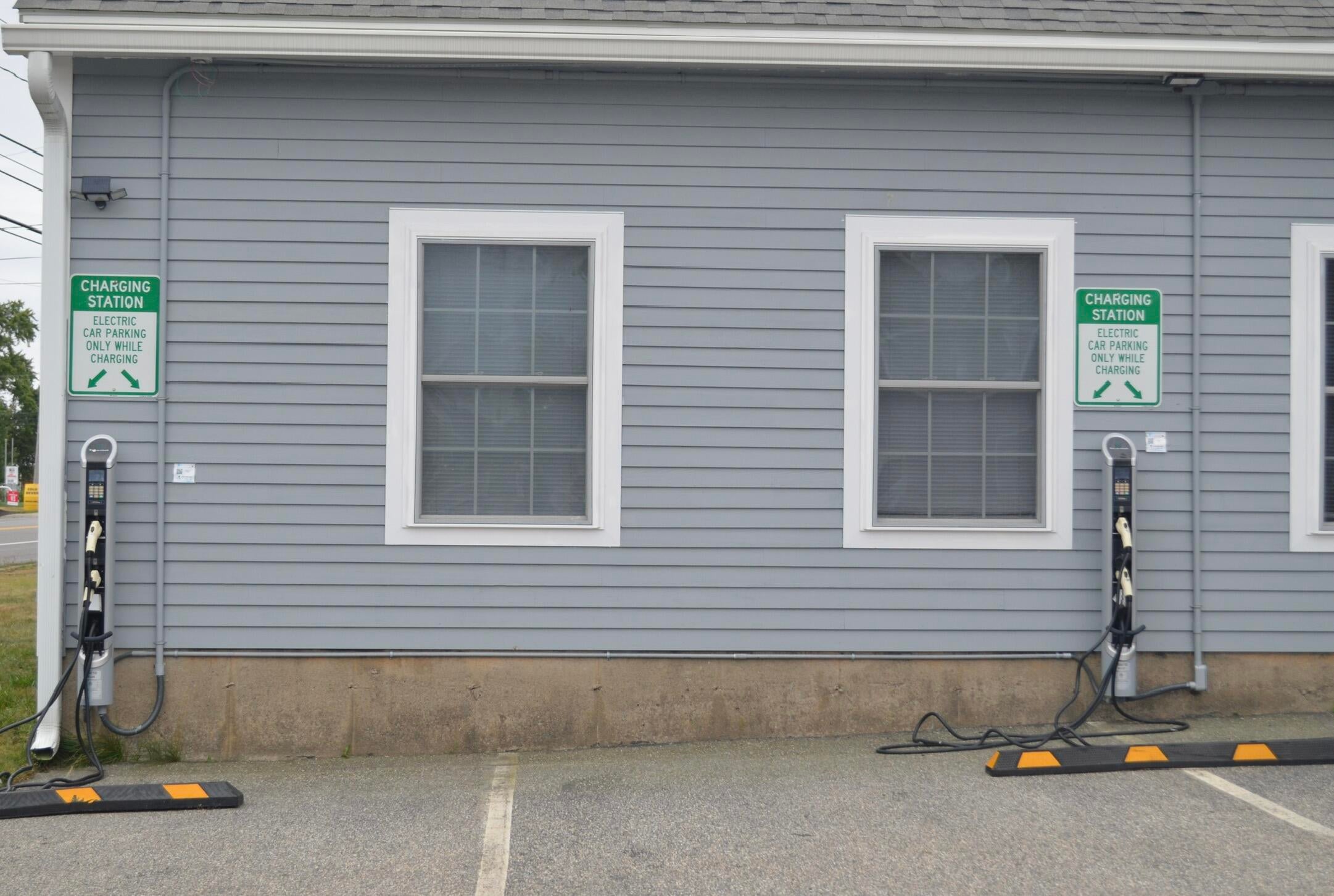 1072 Post Road 204