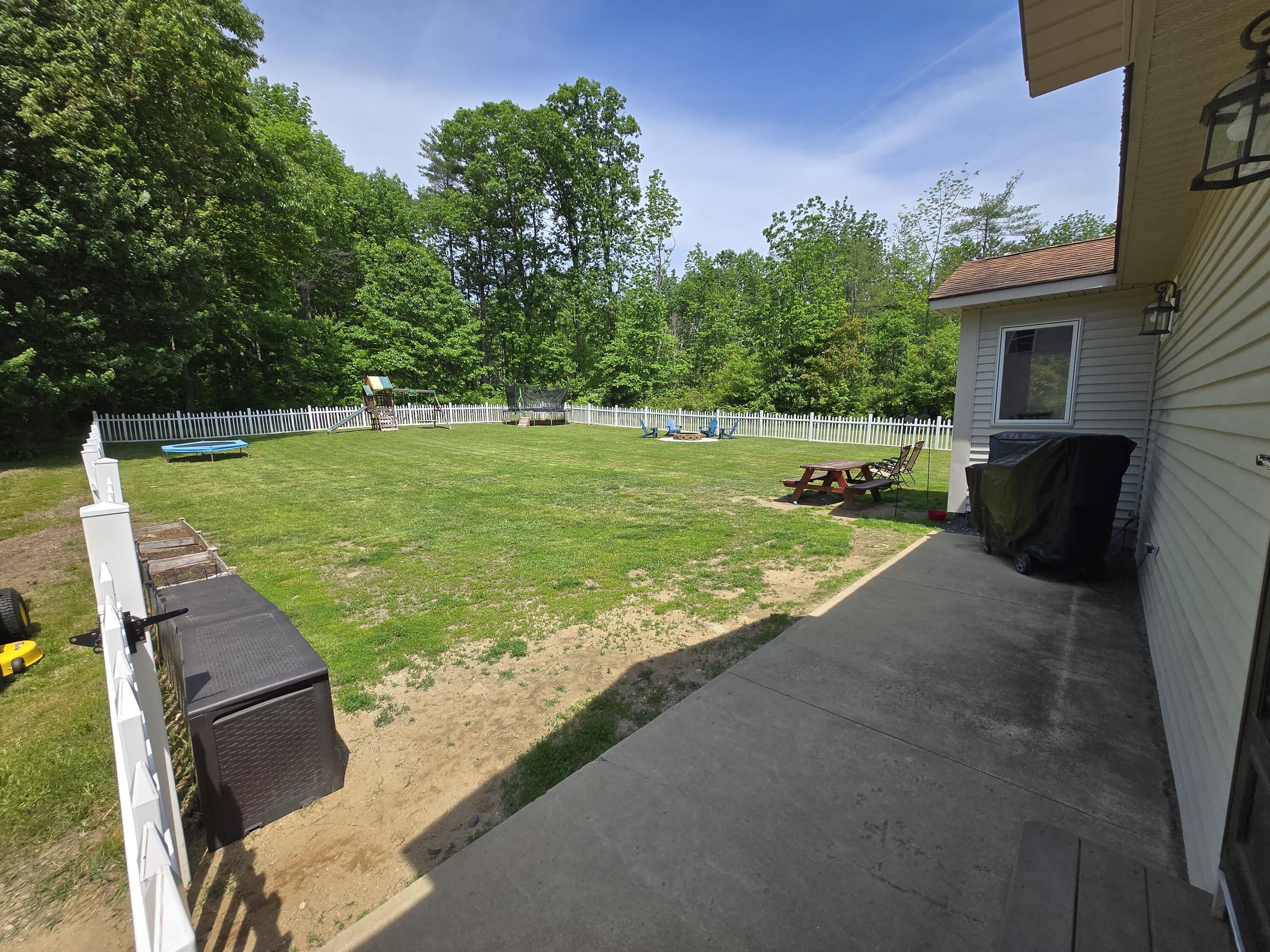 166 Howes Corner Road