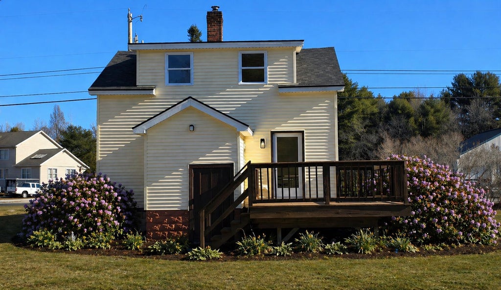 Photo of 131 Mechanic Falls Road, Oxford, ME 04270 (MLS # 1654686)