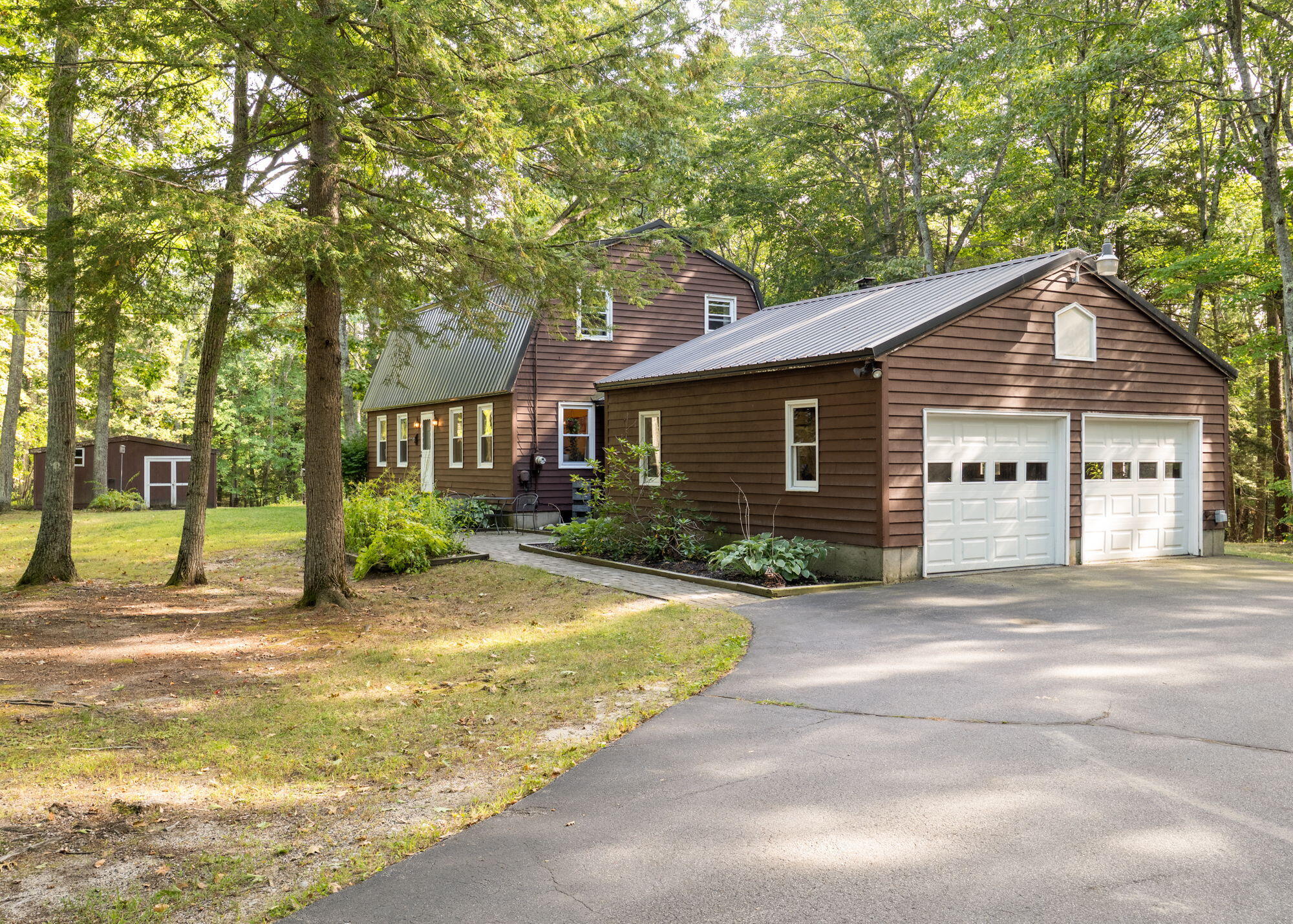27 White Rock Drive