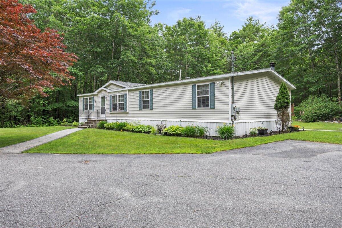 271 Mountain Road